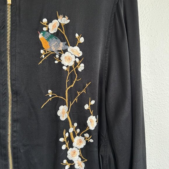 Zara Jacket M Black Satin Embroidered Asian Floral Bird Full Zip Bomber - Picture 3 of 11